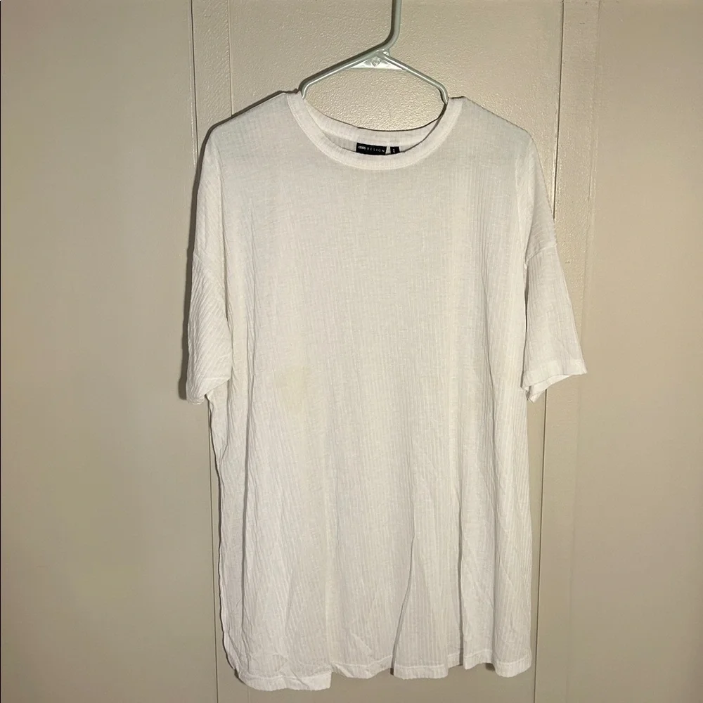 ASOS Split Hem Maternity Tshirt (somewhat See-through) - Picture 1 of 2